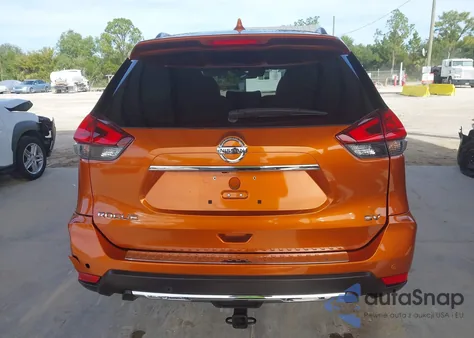 2019 Nissan Rogue Sv z USA, uszkodzony, nr VIN JN8AT2MT2KW260514